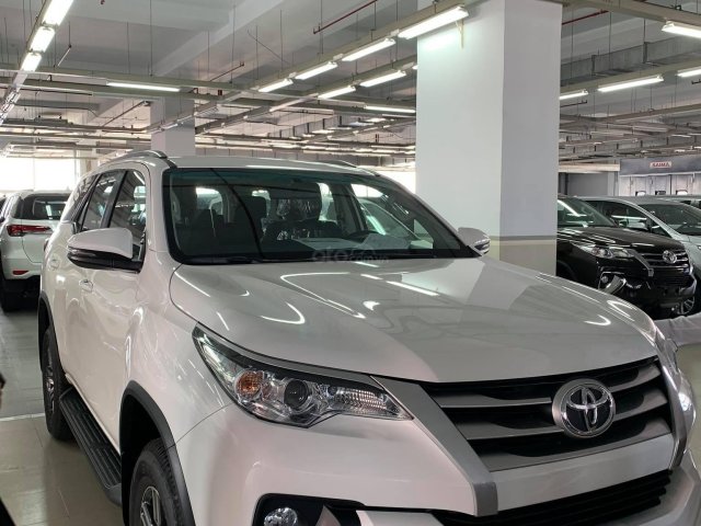 Fortuner 2020 - giảm 50% thuế trước bạ - tặng 1 năm bảo hiểm - tặng 3 năm bảo dưỡng - phụ tùng và tiền công0