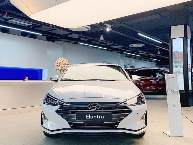 Bán Hyundai Elantra 2.0 full 2020