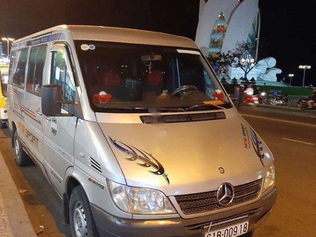 Bán Mercedes Sprinter sản xuất năm 2005, màu bạc, nhập khẩu giá cạnh tranh0