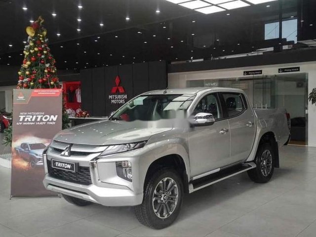 Bán ô tô Mitsubishi Triton sản xuất năm 2020, màu bạc, nhập khẩu nguyên chiếc