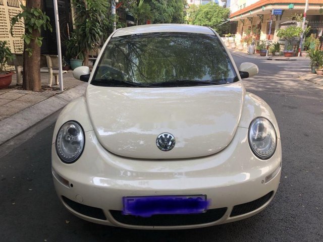 Cần bán gấp Volkswagen Beetle năm 2010, nhập khẩu nguyên chiếc còn mới