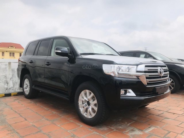 Siêu phẩm Toyota Land Cruiser V8 giao ngay0