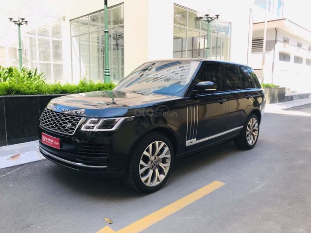 Cần bán LandRover Range Rover đời 2018, màu đen, xe nhập0