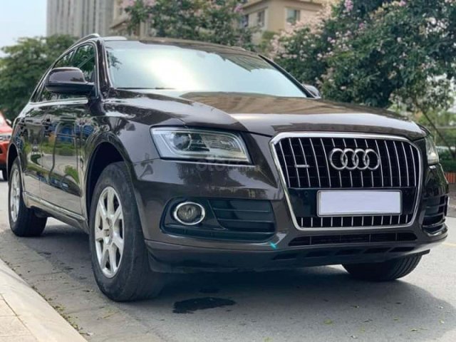 Bán xe Audi Q5 đời 2014, màu nâu, xe nhập còn mới