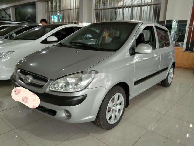 Bán Hyundai Getz sản xuất 2010, màu bạc xe gia đình