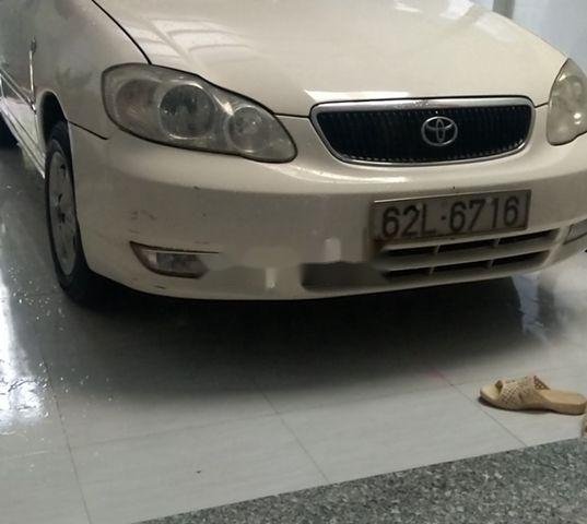 Chính chủ bán Toyota Corolla sản xuất năm 2003, màu trắng