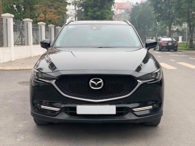 Cần bán Mazda CX5 2.5 sản xuất 2018, màu đen0