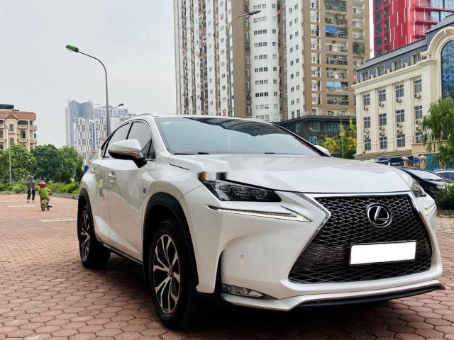 Xe Lexus NX200T đời 2014, màu trắng, nhập khẩu nguyên chiếc