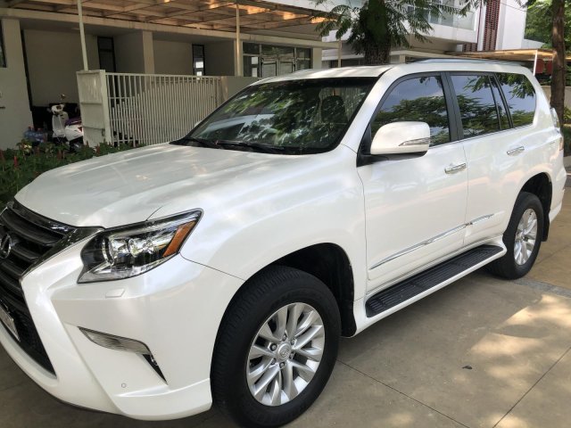 Bán Lexus GX460 2014, ĐK lần đầu 10/2018 màu trắng BSTP chính chủ, xe công ty gia đình mới nguyên, đi 32000km