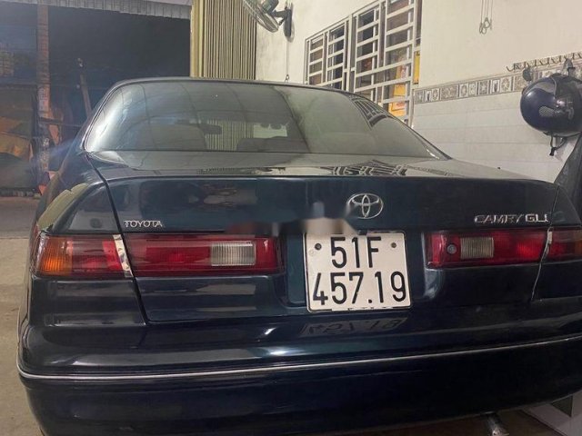 Bán Toyota Camry đời 1998, màu xanh đá, hàng hiếm