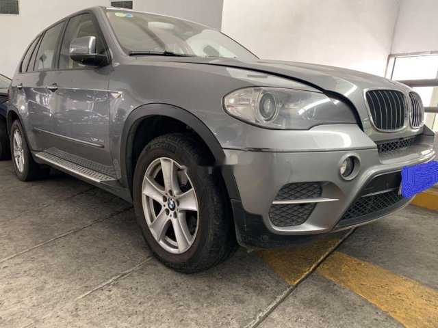 Bán BMW X5 năm 2013, màu bạc, nhập khẩu 