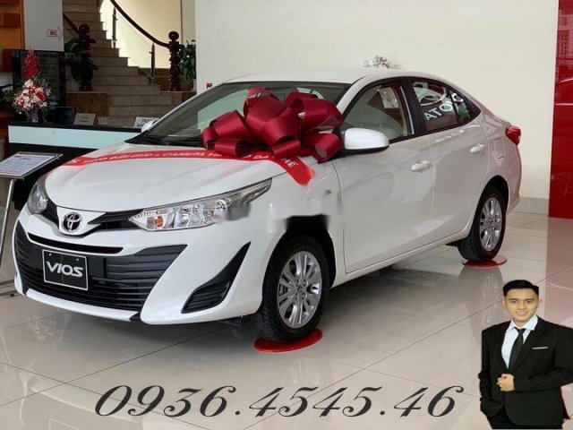 Bán ô tô Toyota Vios năm sản xuất 2020, màu trắng