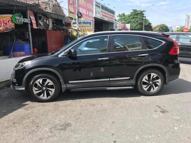 Cần bán lại xe Honda CR V đời 2015, màu đen