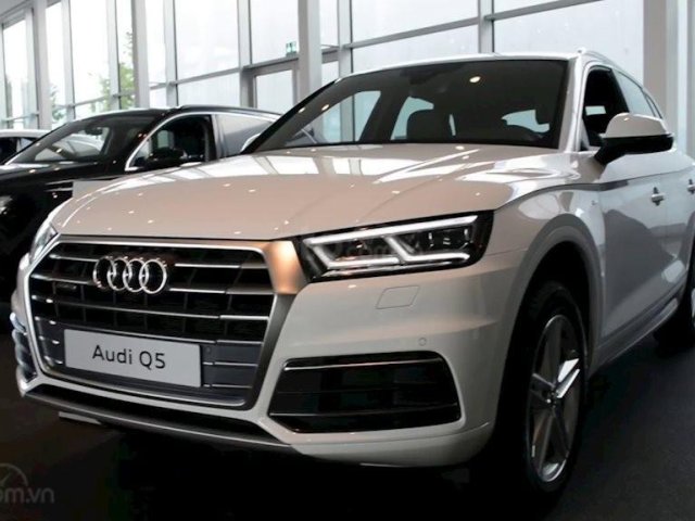 Bán nhanh với giá thấp chiếc Audi Q5 2.0 Sport, đời 2020, nhập khẩu, giá tốt0