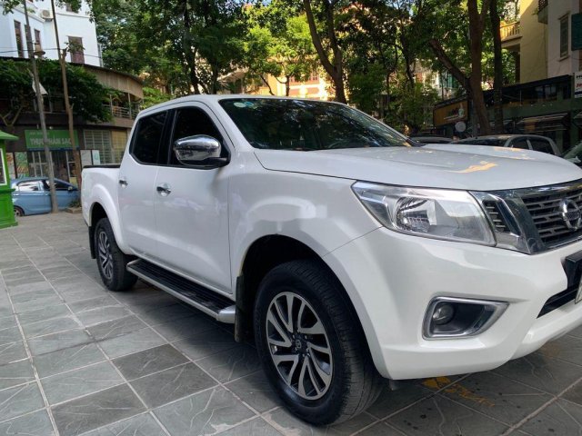 Bán Nissan Navara SL đời 2016, màu trắng, xe nhập, máy dầu 2 cầu