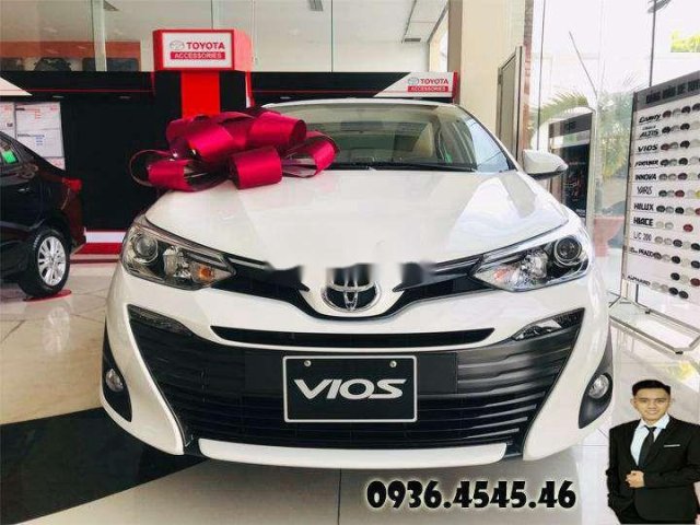 Bán Toyota Vios đời 2020, màu trắng 0