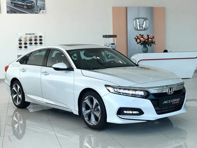 Ưu đãi giảm giá sâu với chiếc Honda Accord 1.5 Turbo, đời 2020, có sẵn xe, giao nhanh toàn quốc