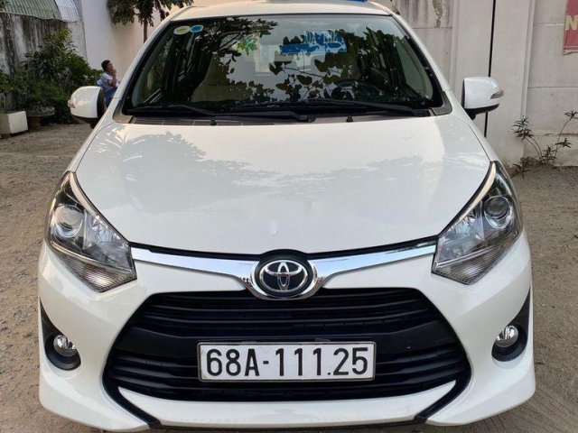 Bán Toyota Wigo sản xuất năm 2018, màu trắng, nhập khẩu nguyên chiếc