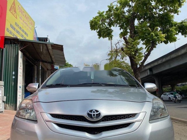 Bán lại xe Toyota Vios 2010, màu bạc, 1 chủ