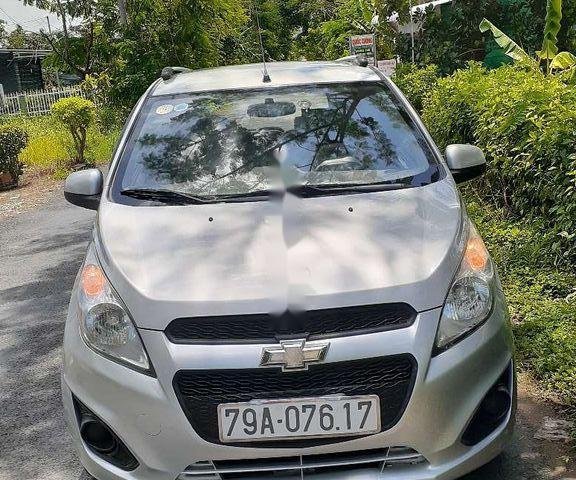 Bán Chevrolet Spark năm sản xuất 2014, màu bạc, chính chủ0