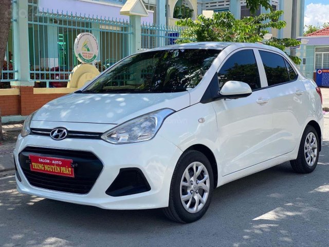 Cần bán lại xe Hyundai Grand i10 1.2 MT Base sản xuất năm 2016, màu trắng 