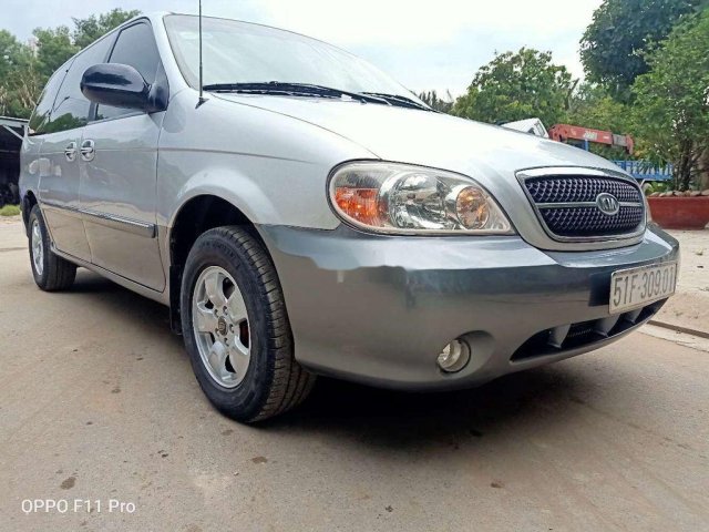 Cần bán xe Kia Carnival đời 2007, màu bạc, xe nhập, 195 triệu0