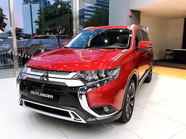 Bán xe Mitsubishi Outlander sản xuất 2020, màu đỏ