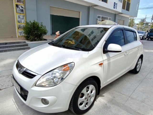 Bán Hyundai i20 2012, màu trắng, nhập khẩu nguyên chiếc  0