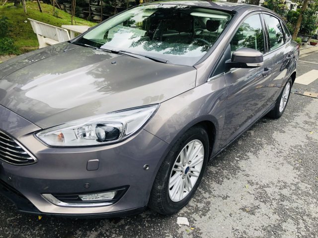 Cần bán gấp Ford Focus năm 2016, màu nâu, xe gia đình, giá chỉ 629 triệu đồng0