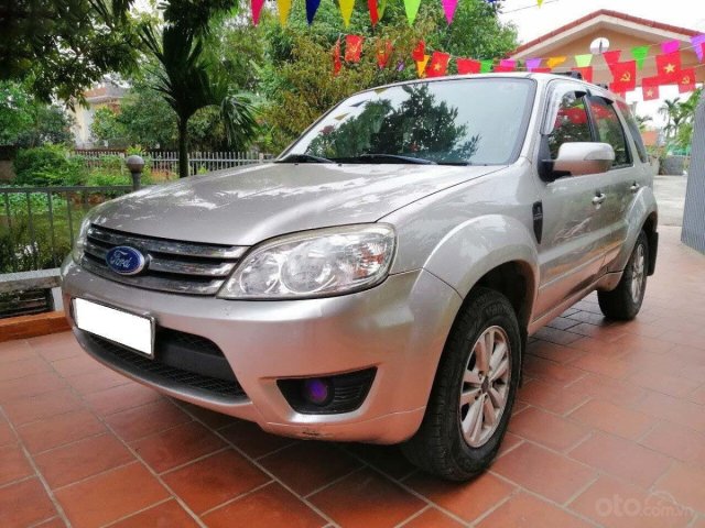 Cần bán Ford Escape XLS 2.3L 4x2 AT sản xuất năm 2009, màu bạc  