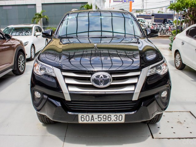 Bán xe Toyota Fortuner 2.4 MT 2018