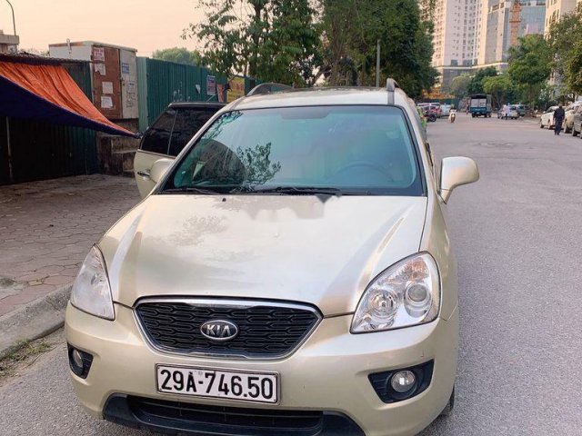 Cần bán Kia Carens đời 2010 còn mới, giá 290tr