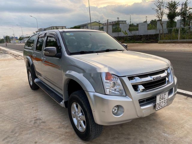 Bán Isuzu Dmax sản xuất 2010, màu bạc, nhập khẩu 