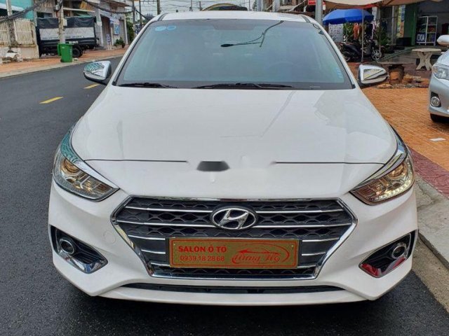 Bán Hyundai Accent sản xuất năm 2019 còn mới, giá tốt