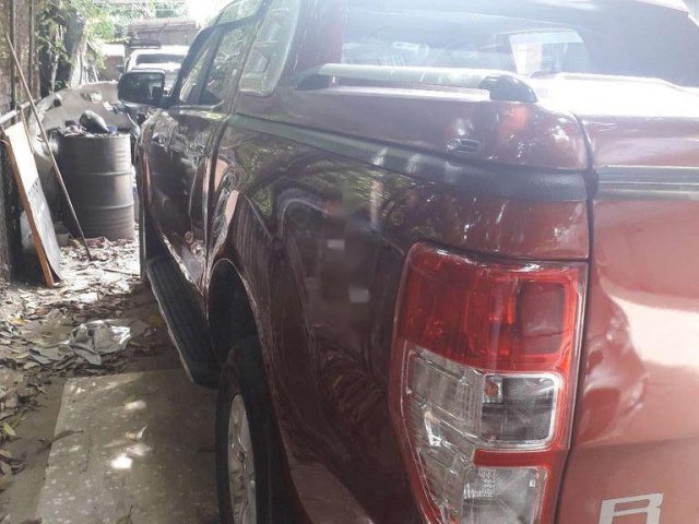 Cần bán lại xe Ford Ranger đời 2014, màu đỏ, 400 triệu0