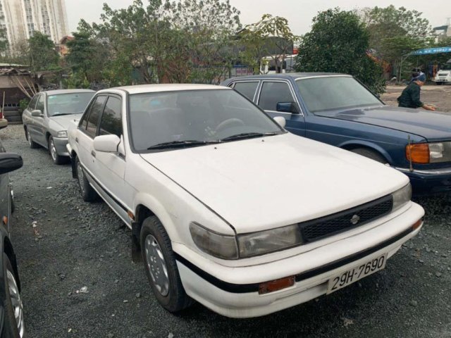 Bán Nissan Bluebird năm 1990, màu trắng, nhập khẩu  0