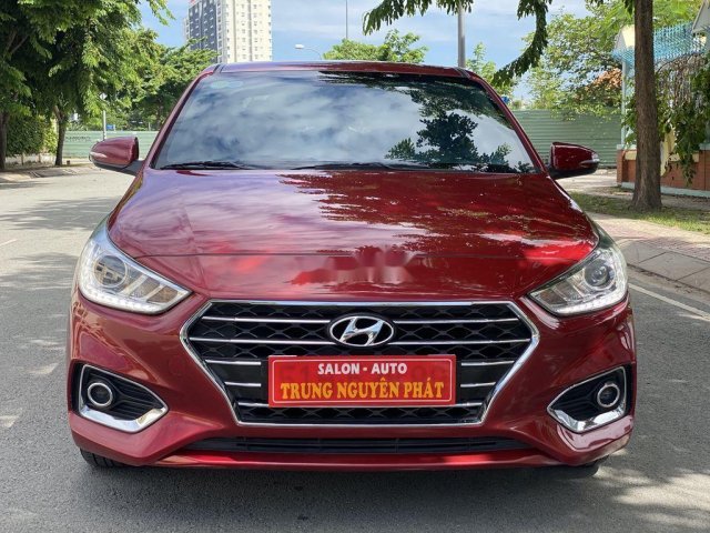 Cần bán gấp Hyundai Accent năm 2019, màu đỏ