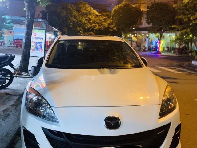 Bán Mazda 3 năm sản xuất 2010, màu trắng, xe nhập giá cạnh tranh