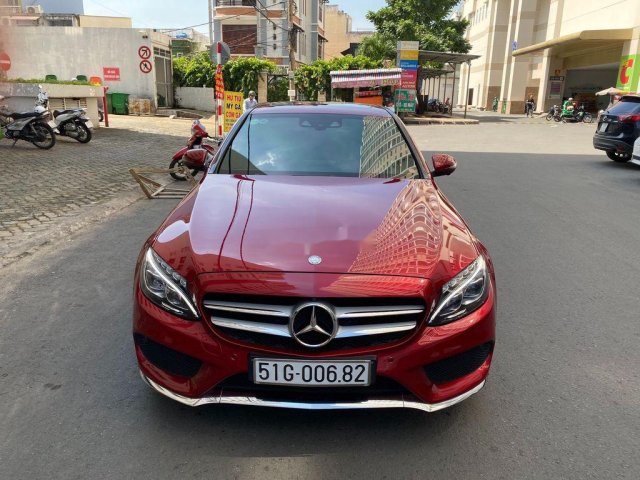 Cần bán xe Mercedes C300 AMG sản xuất năm 2017, màu đỏ, nhập khẩu nguyên chiếc chính chủ