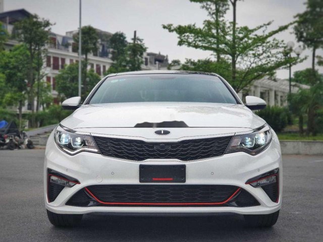 Cần bán lại xe Kia Optima năm 2019, màu trắng, giá tốt