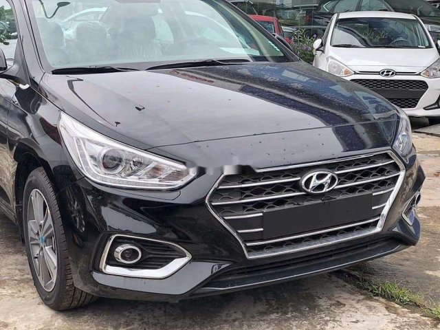 Bán Hyundai Accent đời 2020, màu đen, mới hoàn toàn