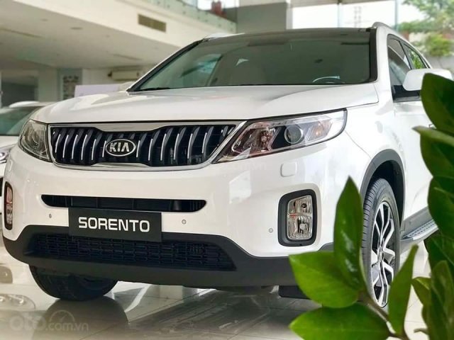 Hỗ trợ giao xe nhanh với chiếc Kia Sorento 2.4 Deluxe, đời 2019, giá cạnh tranh0