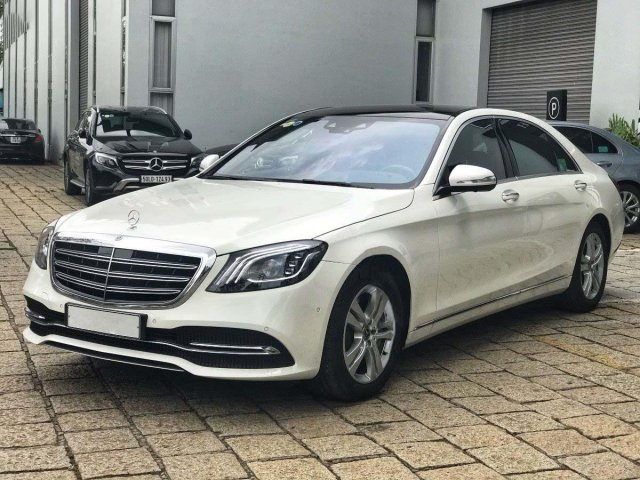 Bán Mercedes S450L sản xuất 2017, màu trắng