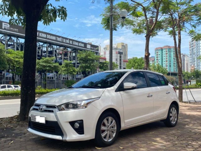 Bán Toyota Yaris 1.5G năm sản xuất 2017, màu trắng, xe nhập 