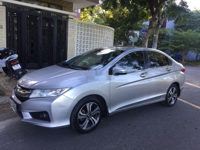 Cần bán lại xe Honda City năm sản xuất 2015 còn mới