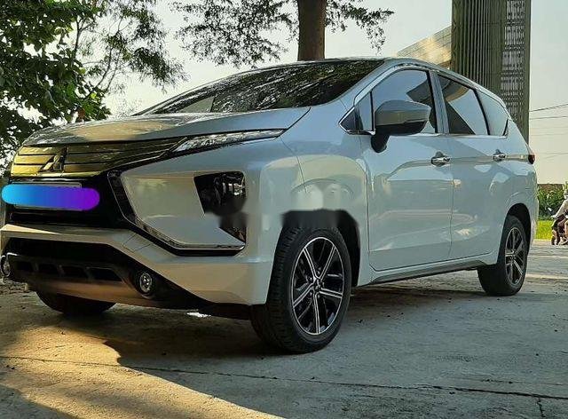 Cần bán Mitsubishi Xpander năm 2019, nhập khẩu nguyên chiếc xe gia đình0