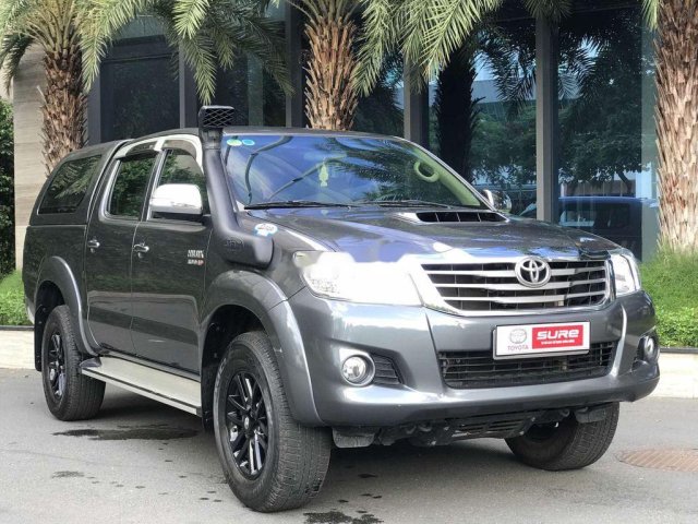 Bán Toyota Hilux 2013, màu xám, nhập khẩu số sàn cực hiếm