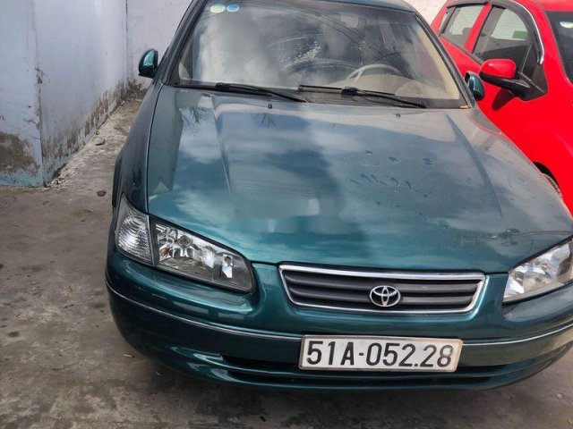 Bán xe Toyota Camry năm sản xuất 2000, giá chỉ 190 triệu0