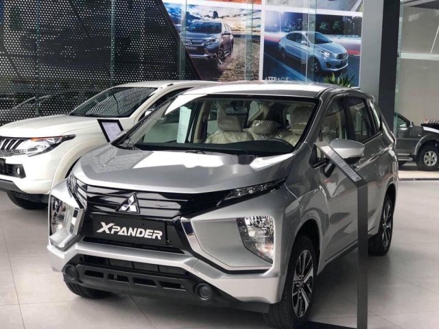 Bán Mitsubishi Xpander đời 2019, màu bạc, xe nhập, mới 100%