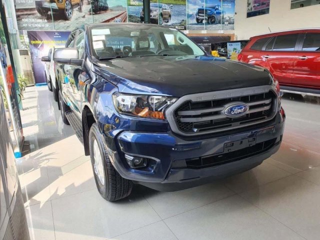 Cần bán Ford Ranger sản xuất 2020, màu xanh lam, nhập khẩu0